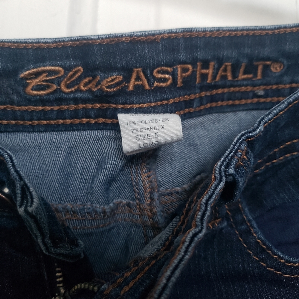 Low rise skinny jeans
